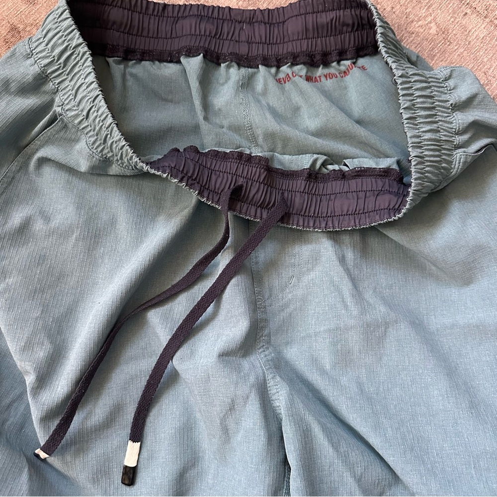 RHONE Men's Athletic Shorts Teal Blue - Picture 9 of 10